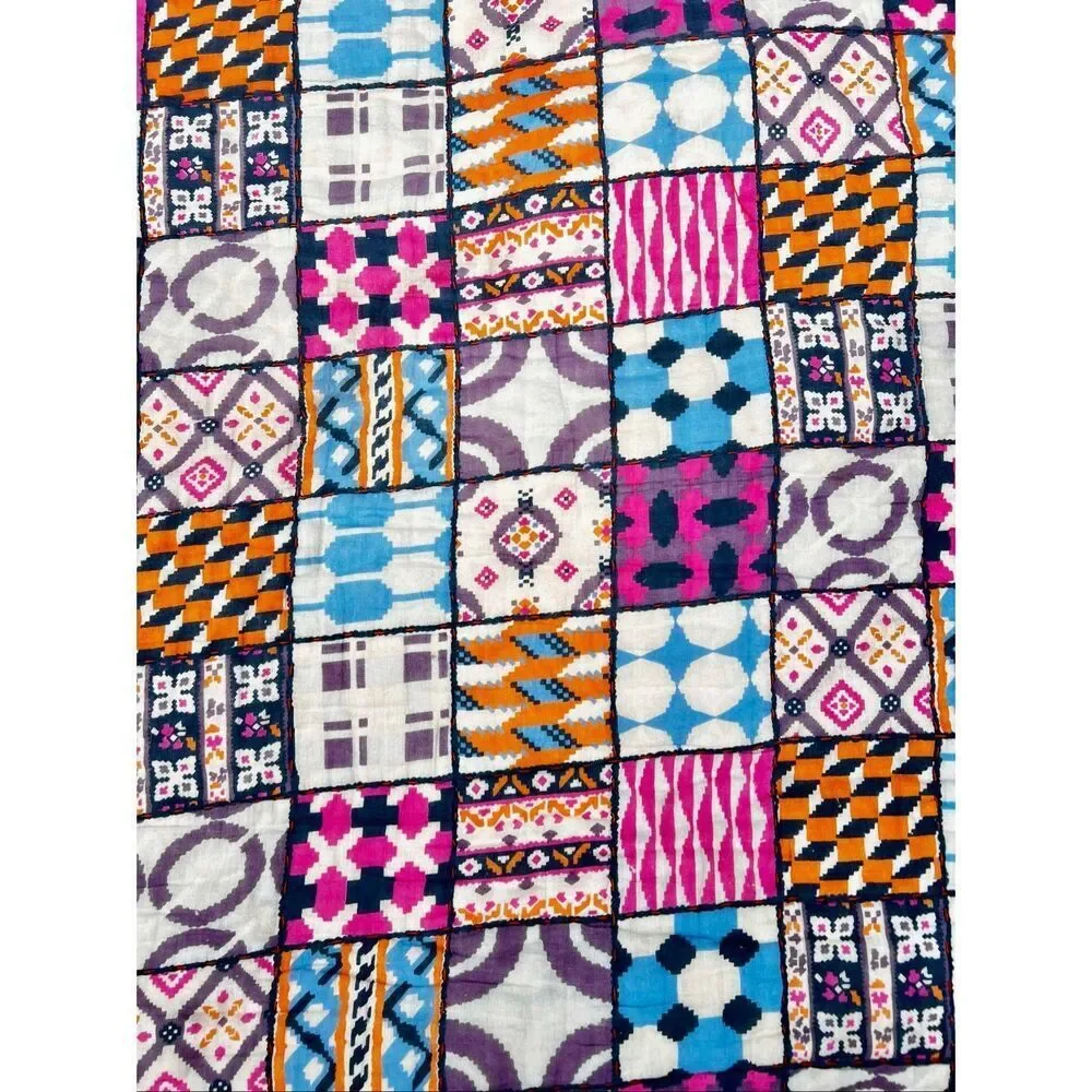Patchwork Scrappy Quilt With Colorful Geometric Patterns Full/Double